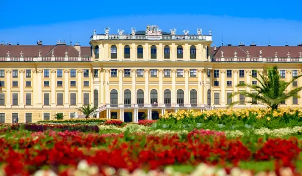 Schonbrunn Palace (2)