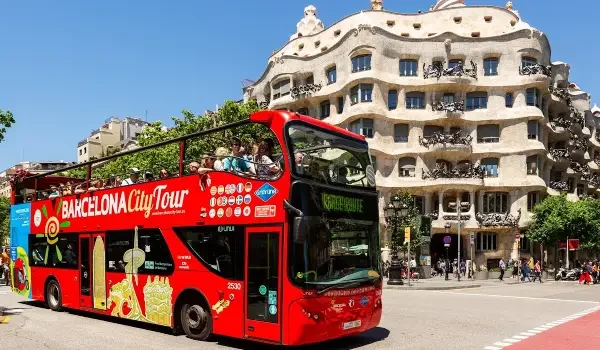 Tour of Barcelona with Hop on Hop off Bus