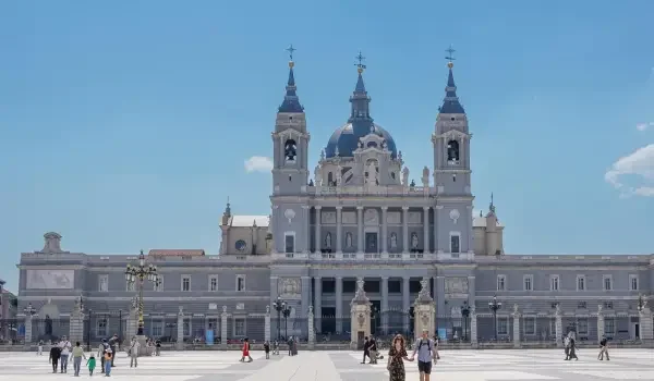 Visit Royal Castle with Skip-the-Line access