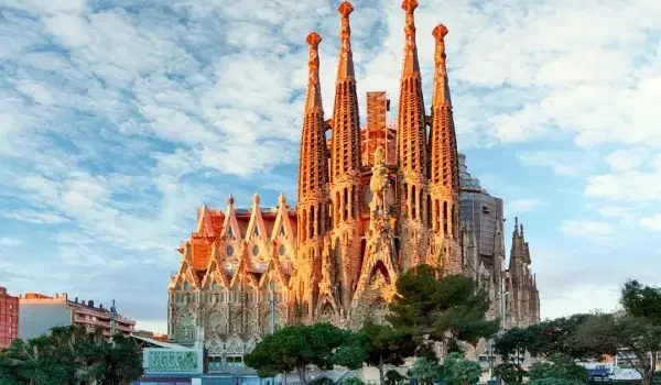 Visit Sagrada Familia